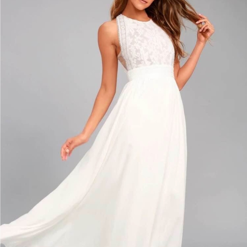 New white lulu long dress size L, very good quality